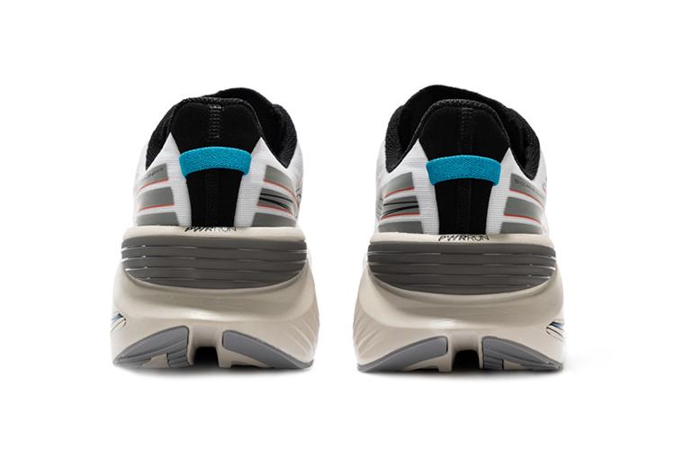 Кроссовки мужские Saucony Endorphin Shift 3 белые, 43 EU