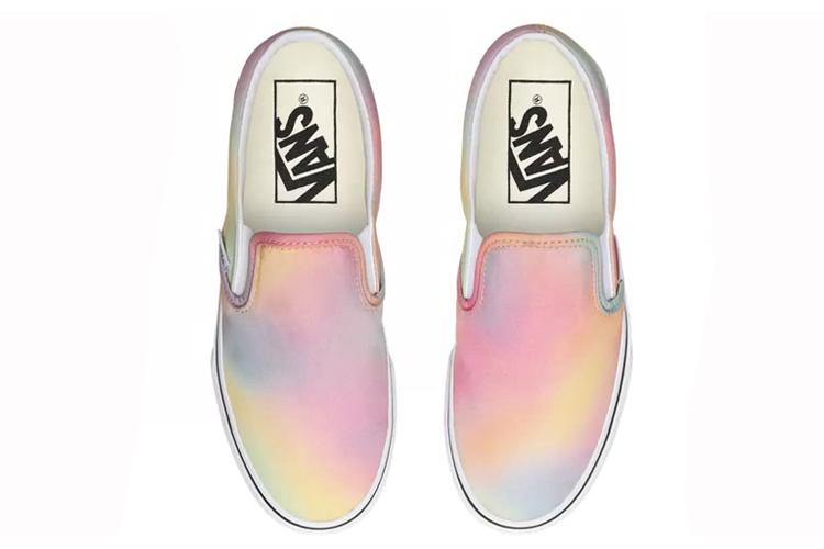 Слипоны унисекс Vans Classic Slip On Aura Shift, pink-yellow, 42 EU