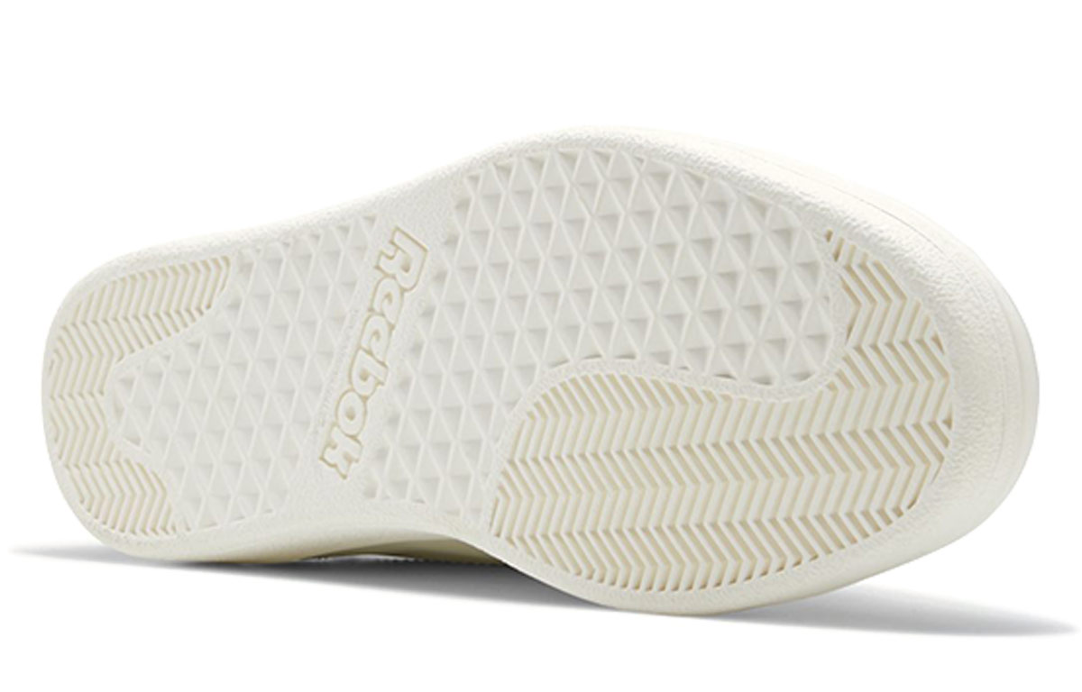 Кроссовки унисекс Reebok Royal Complete красные/белые, 38.5 EU