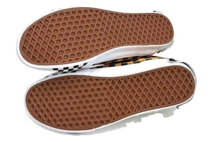 Кеды унисекс Vans SK8-Hi What The Buffalo черные-зеленые, 40 EU