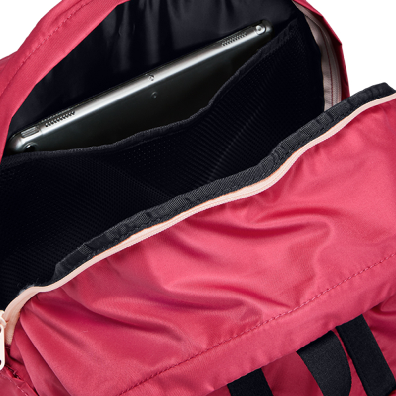 Рюкзак женский Under Armour 1327798-671 красный