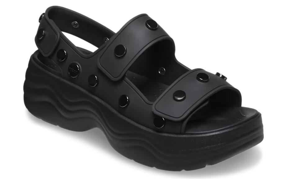 Сандалии женские Crocs Skyline Studded Sandals черные, 36-37 EU