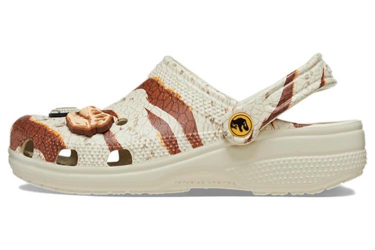 Шлепанцы унисекс Crocs Classic Clog Jurassic World, bone white, 36-37 EU