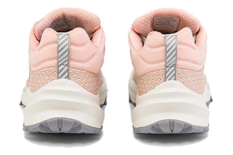 Треккинговые кроссовки женские THE NORTH FACE Vectiv Fastpack Futurelight розовые, 39 EU