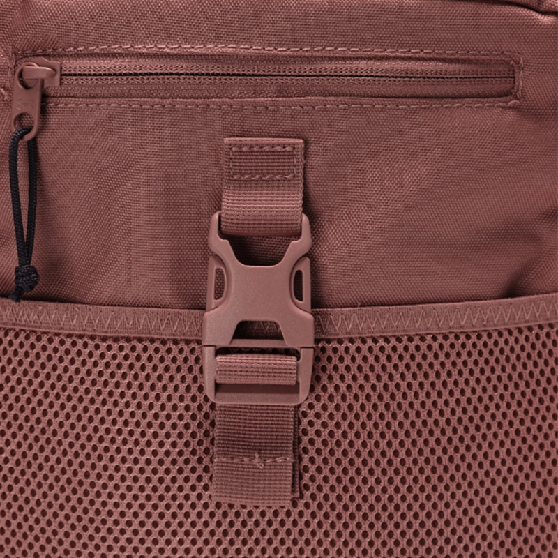 Сумка унисекс Under Armour 1376461-604 красная