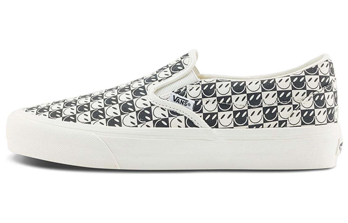 Слипоны унисекс Vans Classics Slip On Vr3 бежевые