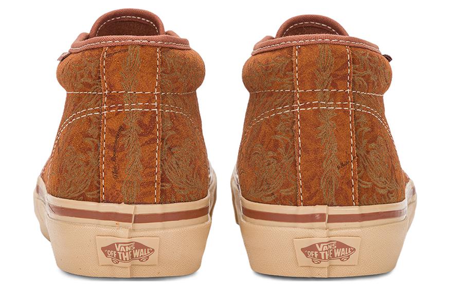 Ботинки унисекс Vans Chukka 49 Dx коричневые, 46 EU