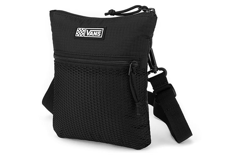 Сумка унисекс Vans VN0A4DRRBLK черная