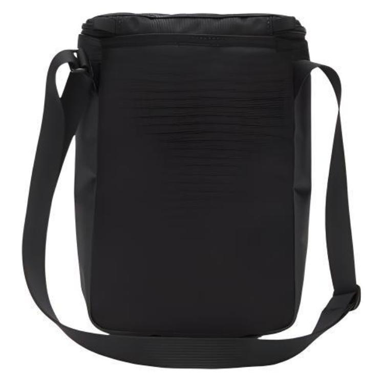 Сумка унисекс THE NORTH FACE NN2PN41A, черная