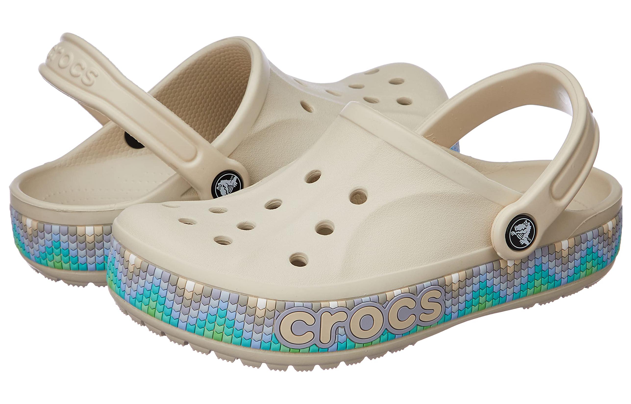 Шлепанцы унисекс Crocs Bayaband Chevron Band белые, 38-39 EU