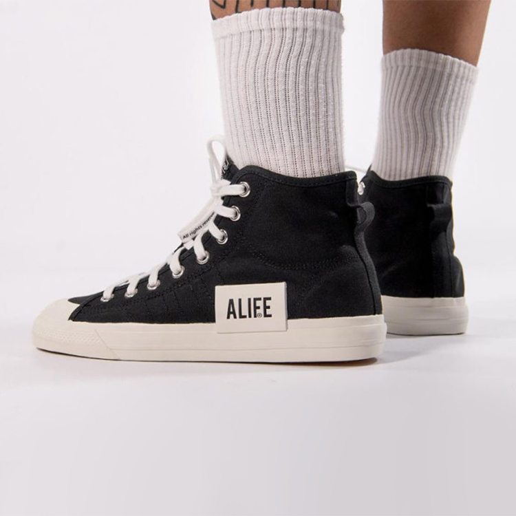 Кеды унисекс Adidas Nizza Hi Alife Badge черные, 36 EU