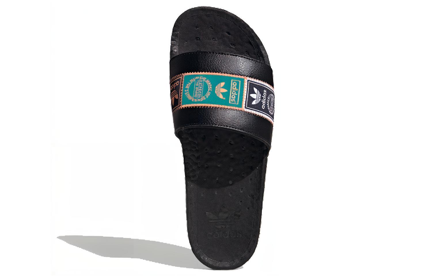 Шлепанцы унисекс Adidas Originals Adilette Boost зеленые, 38 EU