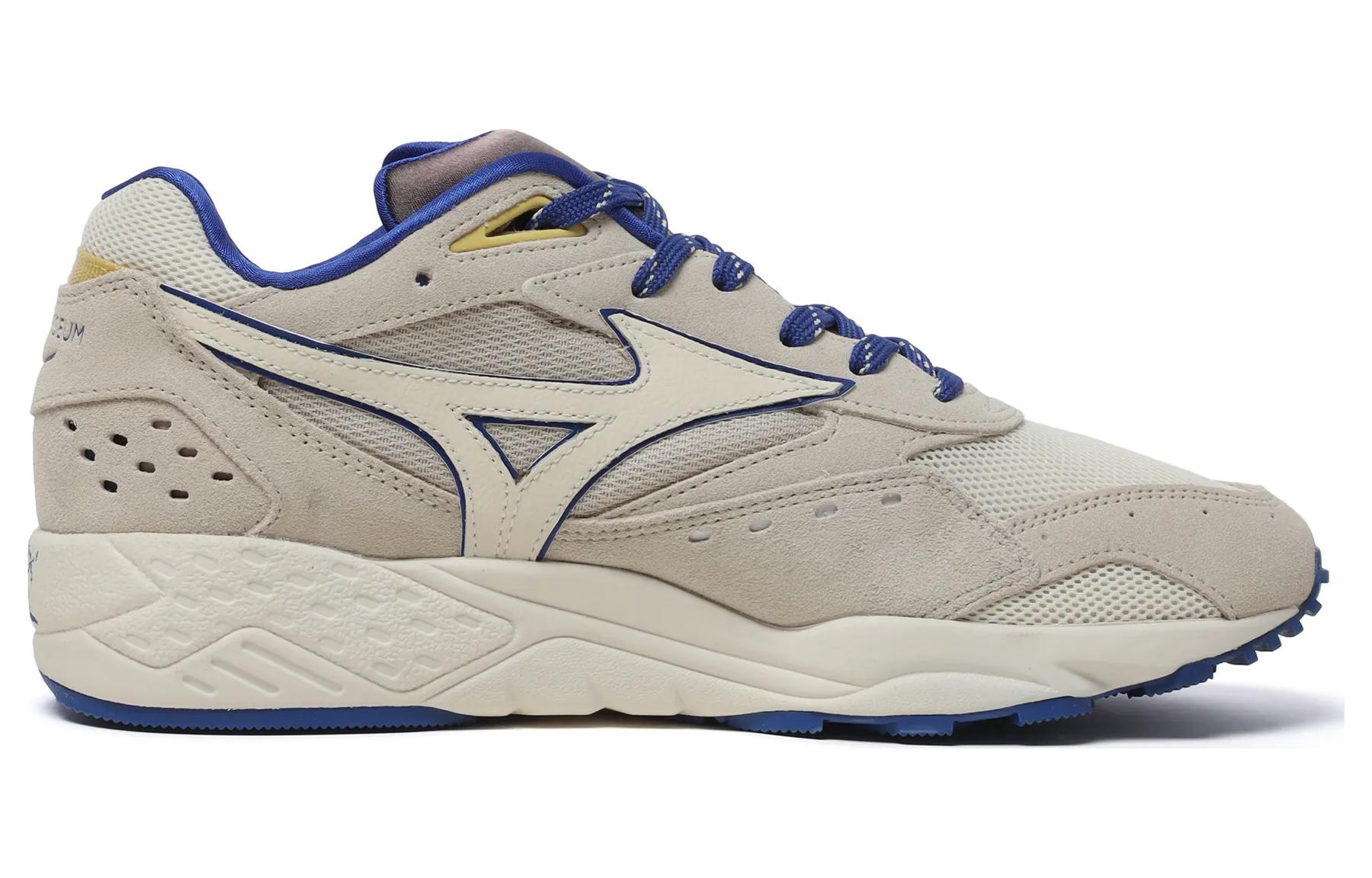 Кроссовки мужские Mizuno Contender X Rijks Museum бежевые, 38.5 EU