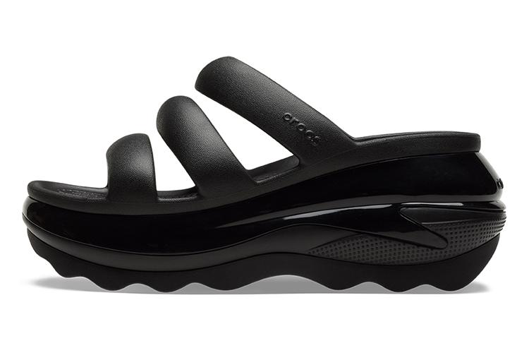 Шлепанцы женские Crocs Mega Crush Triple Strap черные