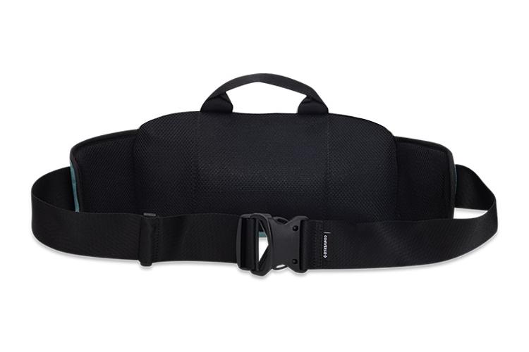 Сумка унисекс Converse 10022101-A04 светло-зелёная