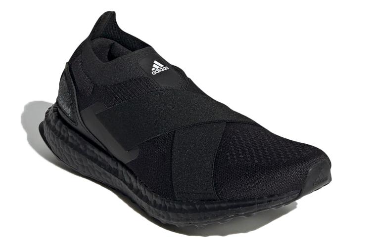 Кроссовки женские Adidas Ultra Boost Slip On Swarovski черные, 36 2/3 EU