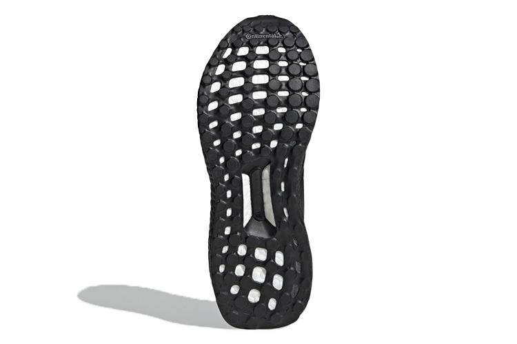 Кроссовки женские Adidas Ultra Boost Slip On Swarovski черные, 36 2/3 EU