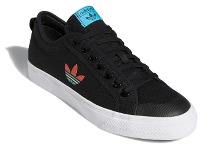 Кроссовки унисекс Adidas Nizza Trefoil черные, 37 1/3 EU