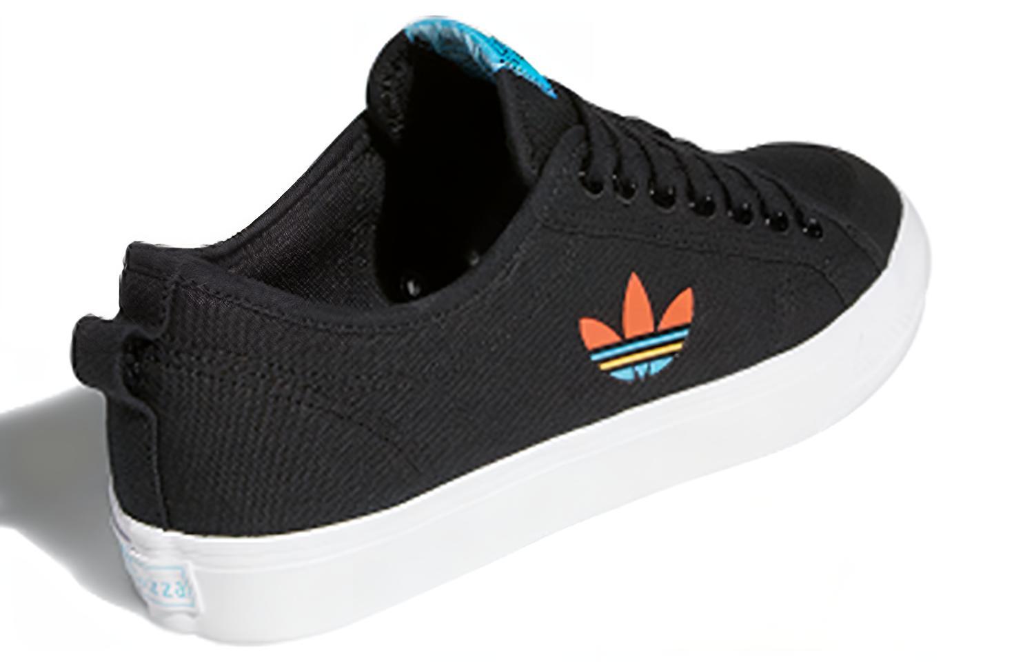 Кроссовки унисекс Adidas Nizza Trefoil черные, 37 1/3 EU