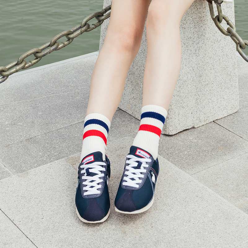 Кроссовки унисекс Le Coq Sportif Cushioning темно-синие, 36 EU