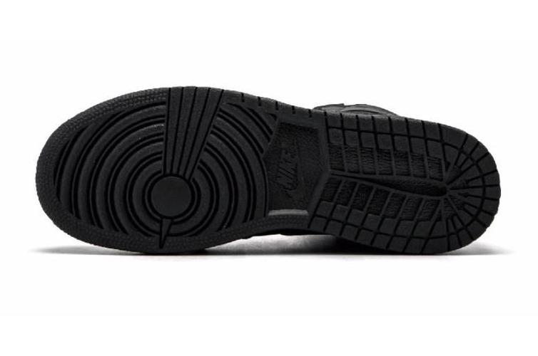 Кроссовки женские JORDAN 1 Retro High OG Essentials черные, 38 EU