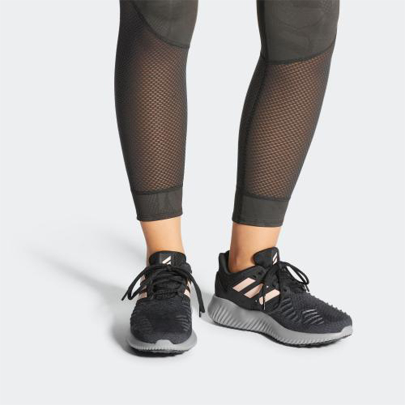 Кроссовки женские Adidas Alphabounce RC.2 W черные, 36 EU