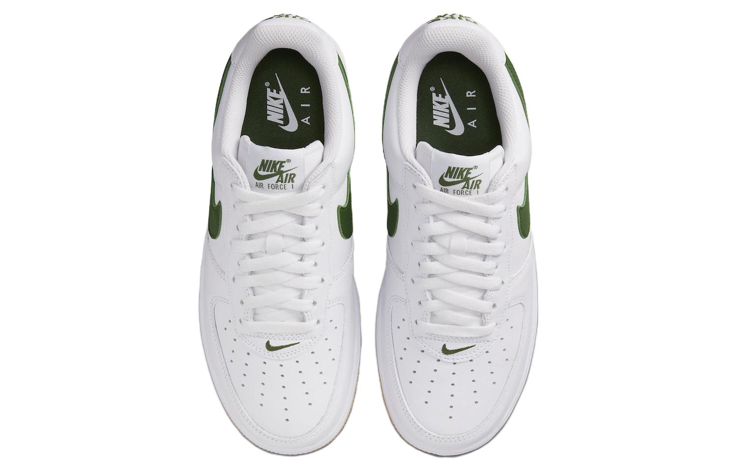 Спортивные кроссовки унисекс Nike Air Force 1 Low Retro QS белые, 37.5 EU