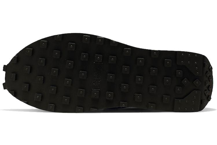 Кроссовки унисекс Nike Daybreak SP голубые