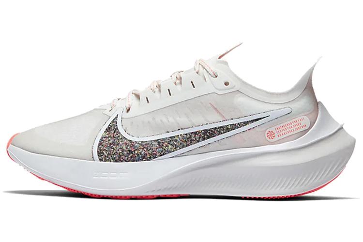 Беговые кроссовки женские Nike Zoom Gravity Summit White