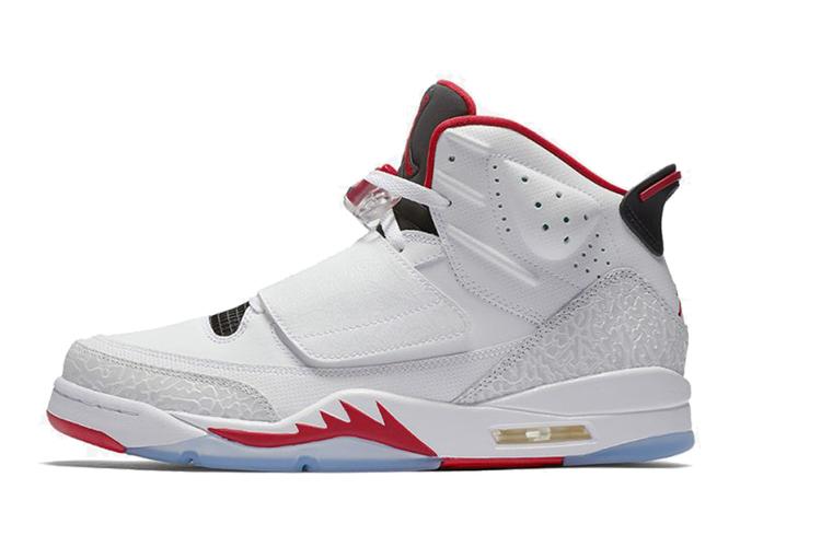 Кроссовки унисекс Jordan Son of Mars белые, 39 EU