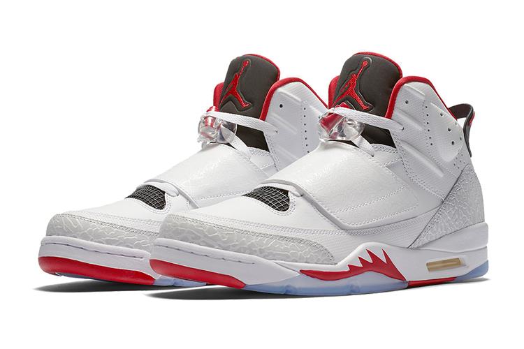 Кроссовки унисекс Jordan Son of Mars белые, 39 EU