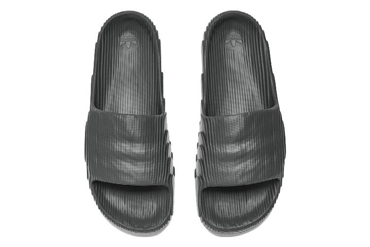 Шлепанцы унисекс Adidas Adilette 22 серые, 39 EU