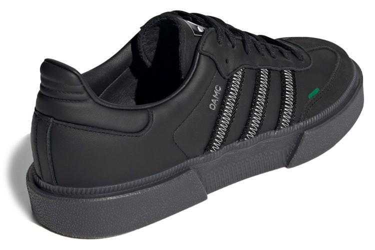Кроссовки унисекс Adidas Type 0 8 0AMC черные, зеленые, 40 2/3 EU