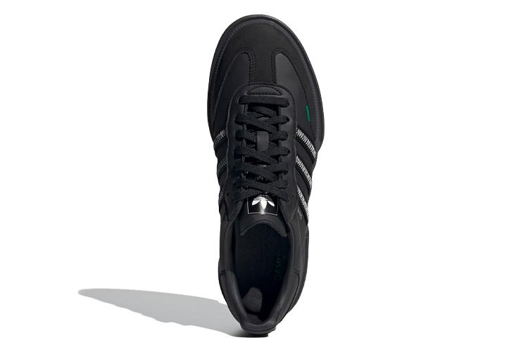 Кроссовки унисекс Adidas Type 0 8 0AMC черные, зеленые, 40 2/3 EU