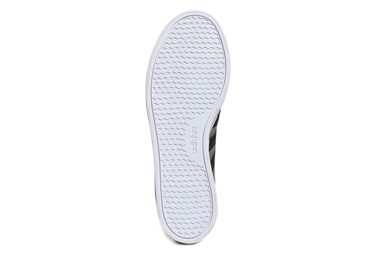 Кроссовки унисекс Adidas Neo Bravada зеленые, 43 1/3 EU