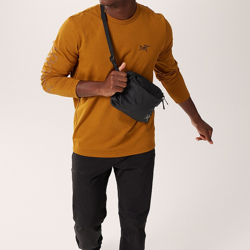 Сумка унисекс Arcteryx X000007973-Black черная