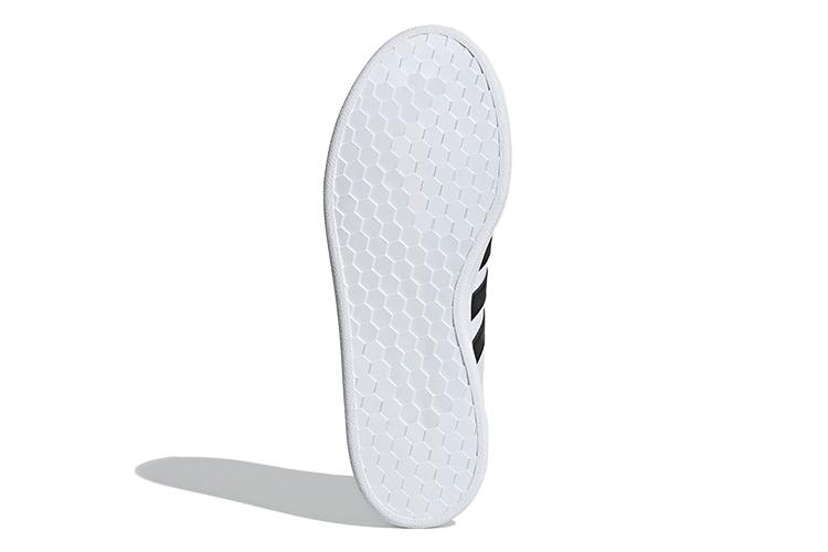 Велотуфли унисекс Adidas Grand Court SE белые, 41 1/3 EU