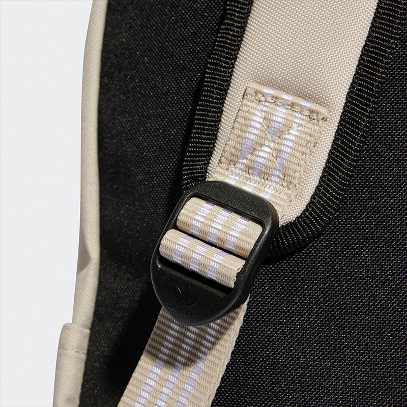 Рюкзак унисекс Adidas Originals 1595513 бежевый