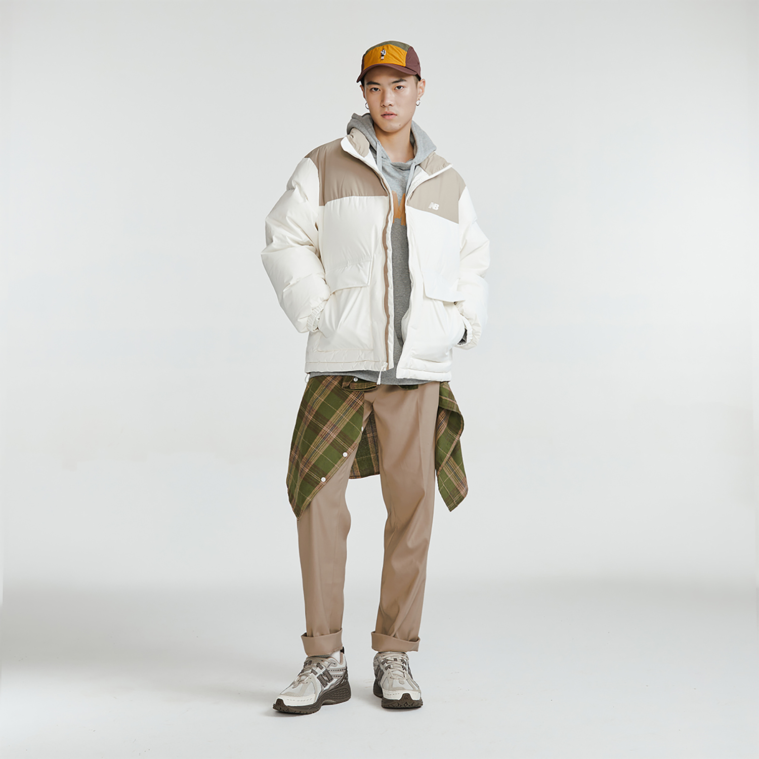 Беговые кроссовки мужские New Balance 1906R Driftwood Dark Mushroom, 40.5 EU