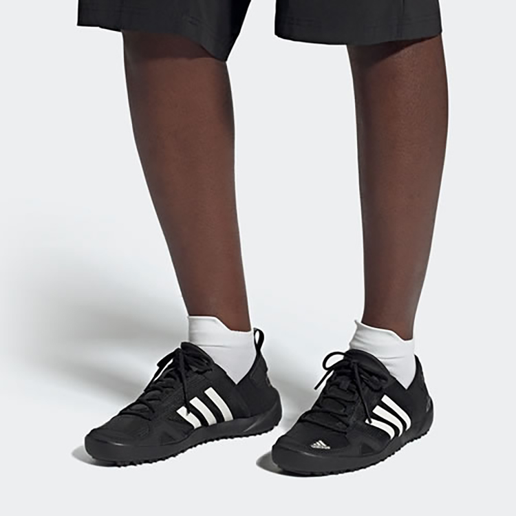 Кроссовки мужские Adidas Daroga Two 13 S.Rdy черные, 42 2/3 EU