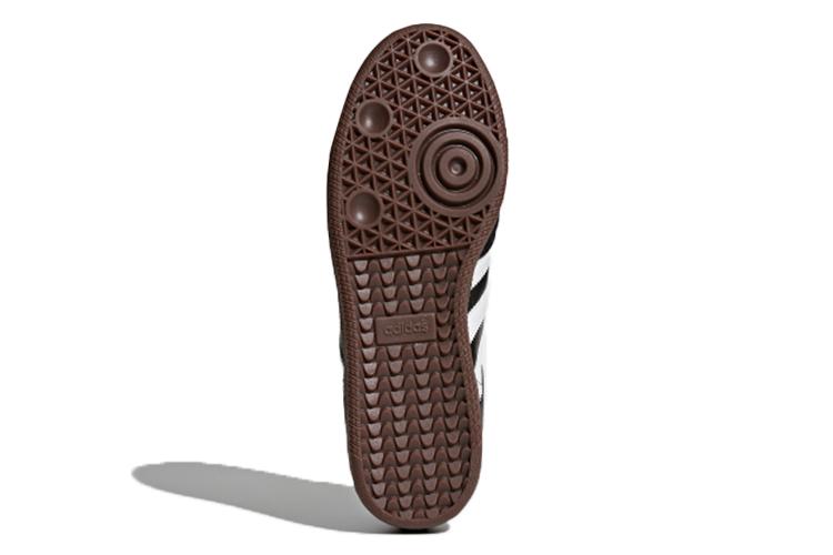 Бутсы унисекс Adidas Samba Leather черные, 41 1/3 EU