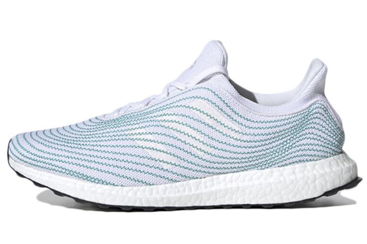Кроссовки унисекс Adidas Ultra Boost DNA Parley белые