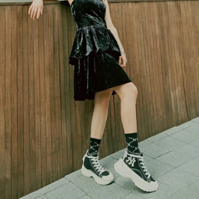 Кроссовки унисекс MLB 32SHU1011-50L черные, 45 EU