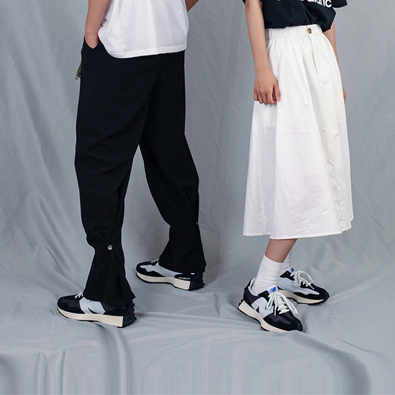 Кроссовки унисекс New Balance 327 Lab Black White, 43 EU