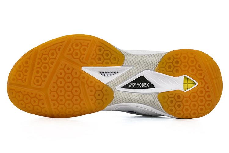 Кроссовки унисекс YONEX 65Z3 белые, 44.5 EU