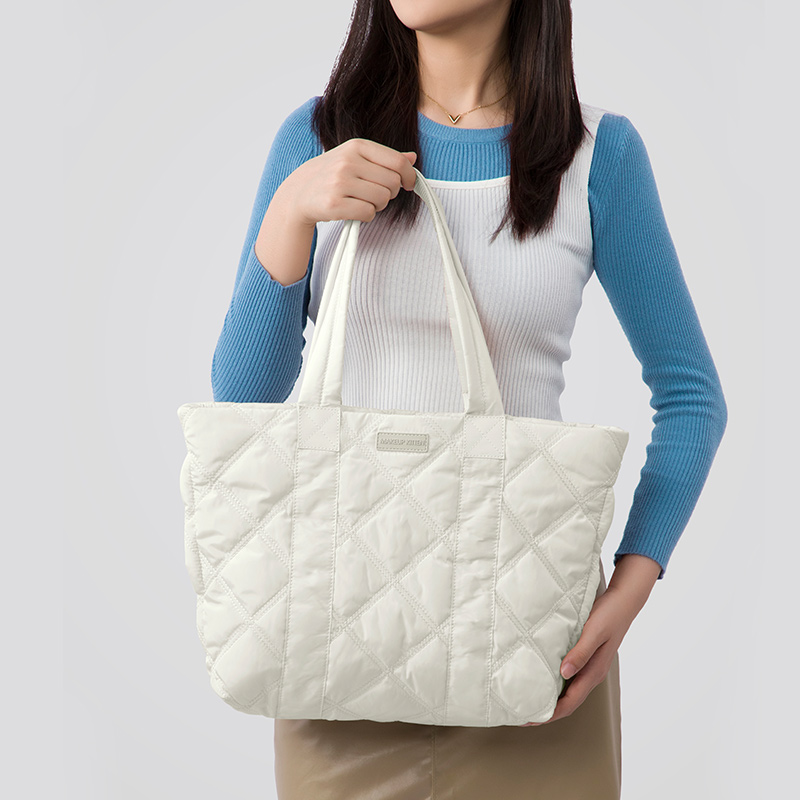 Сумка женская MAKEUP KITTEN T235305B5098 белая