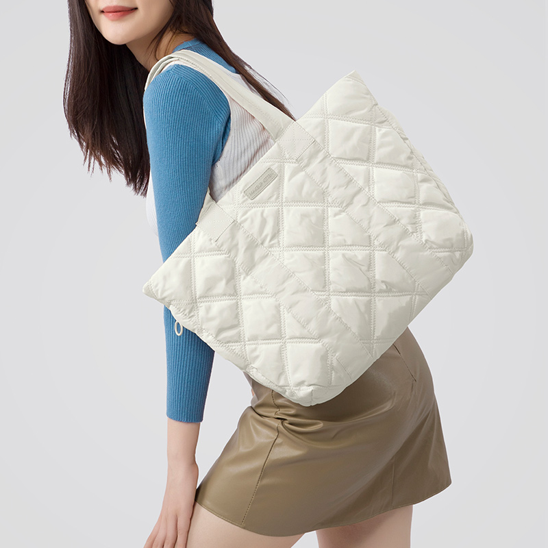 Сумка женская MAKEUP KITTEN T235305B5098 белая