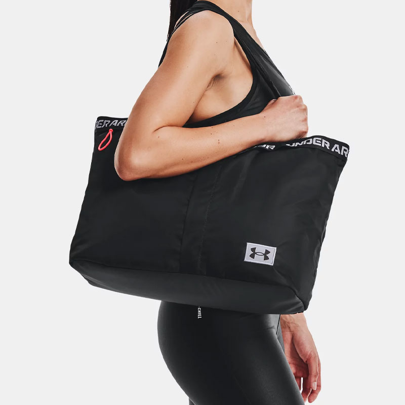 Сумка унисекс Under Armour 1361994-001 черная