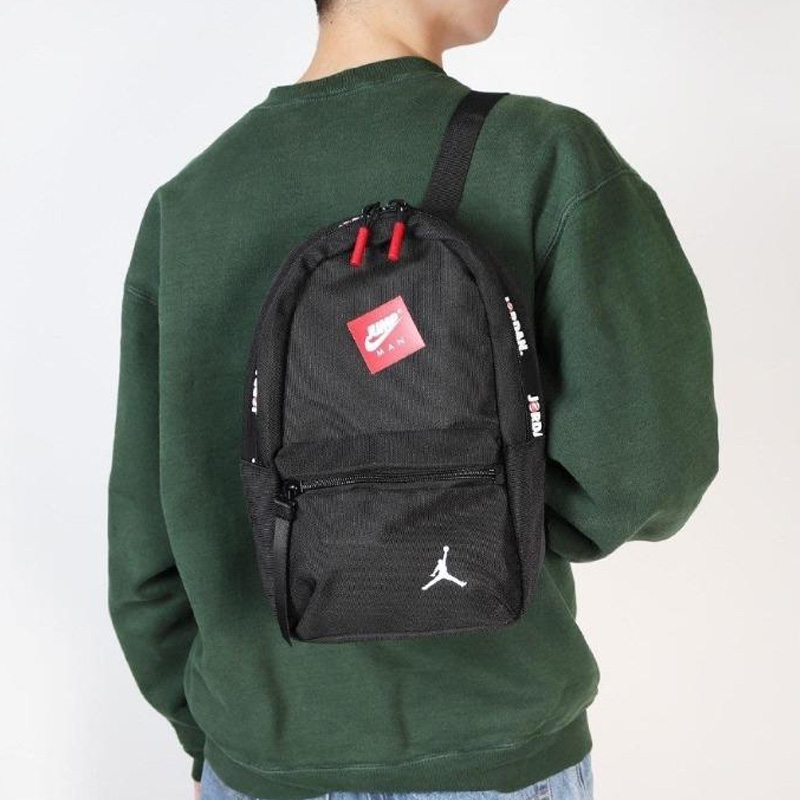 Рюкзак унисекс Jordan Mini черный