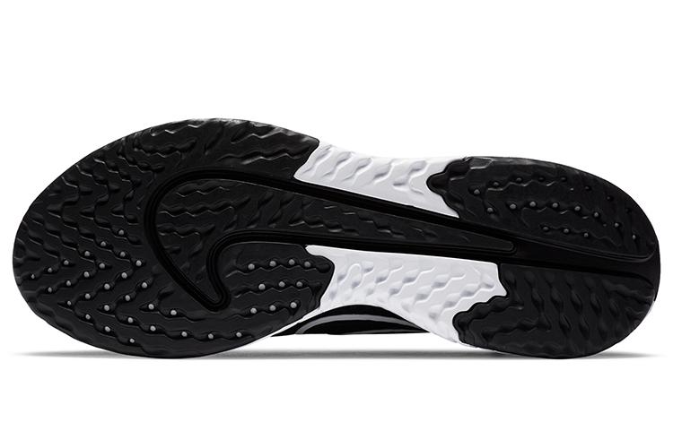 Кроссовки мужские Nike Legend React 3 черные, 44 EU